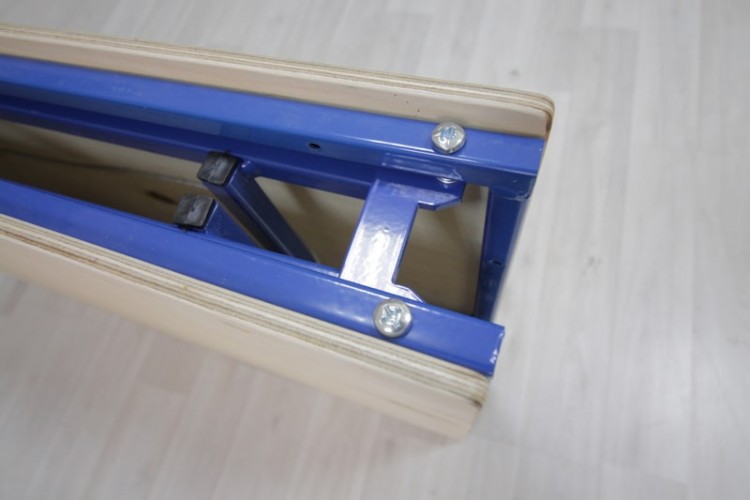 Полок складной Intent для мобильной бани